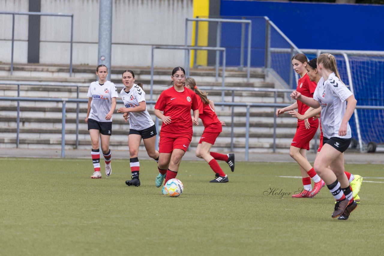Bild 129 - wCJ Ballfreunde Pokal Finale  Altona 93 - Eimsbuetteler TV : Ergebnis: 0:2
